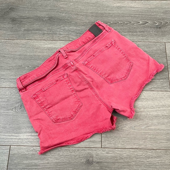 Level 99 Adelynn Side Slit Distressed Denim Short - Picture 3 of 5